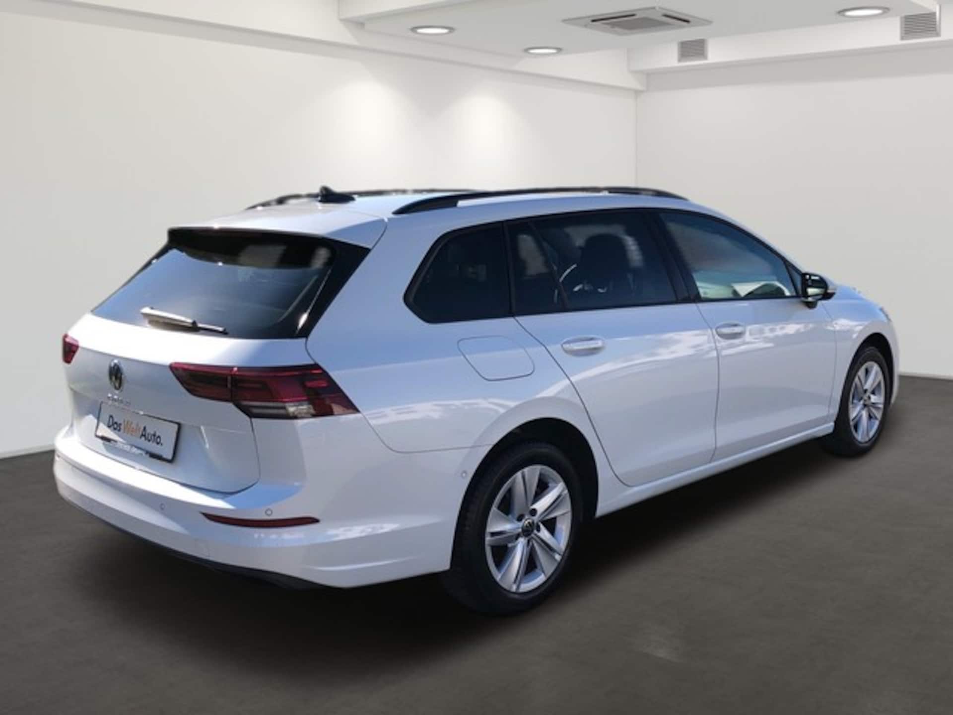 Volkswagen Golf Variant Life