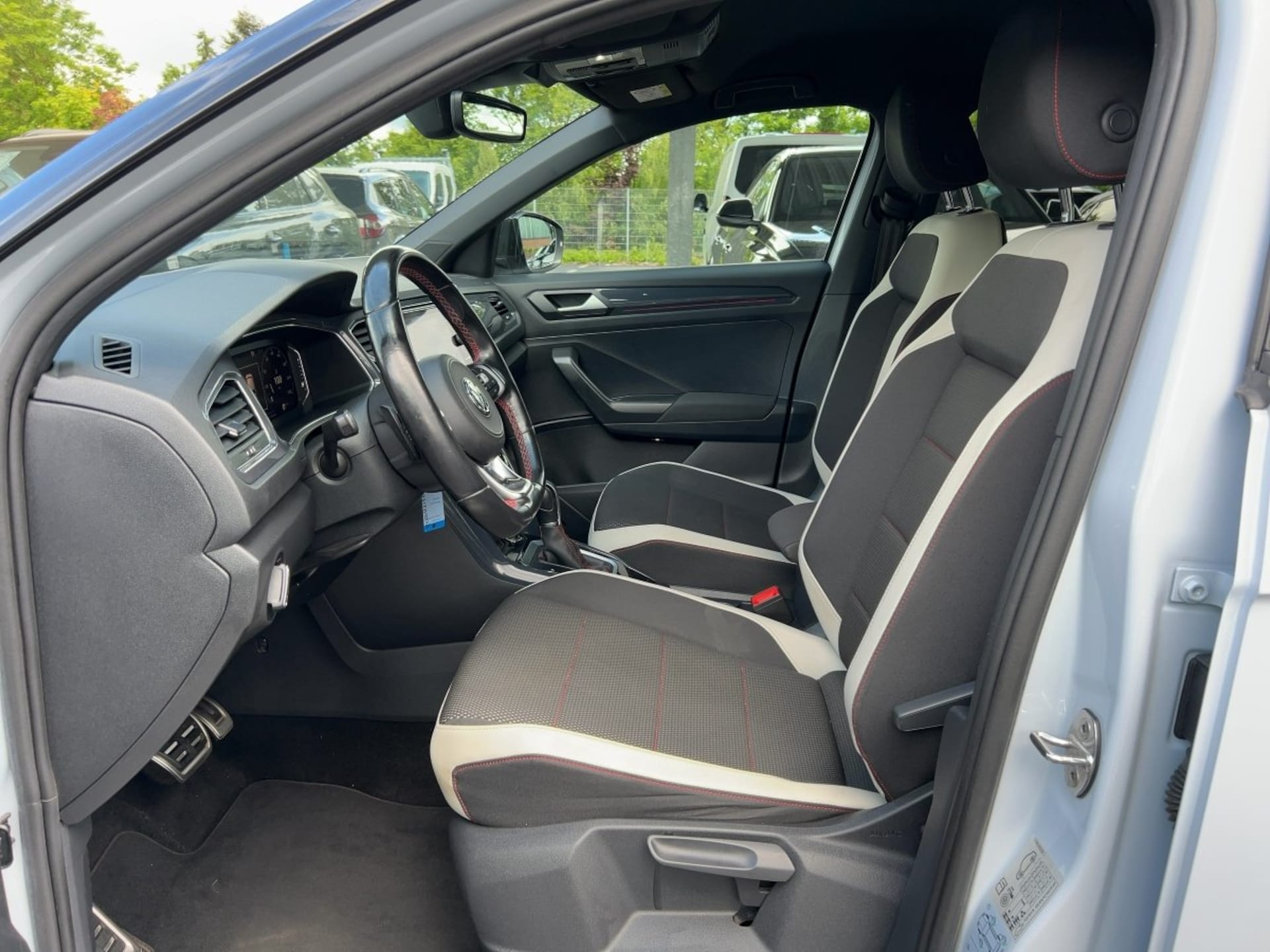 Volkswagen T-Roc Sport