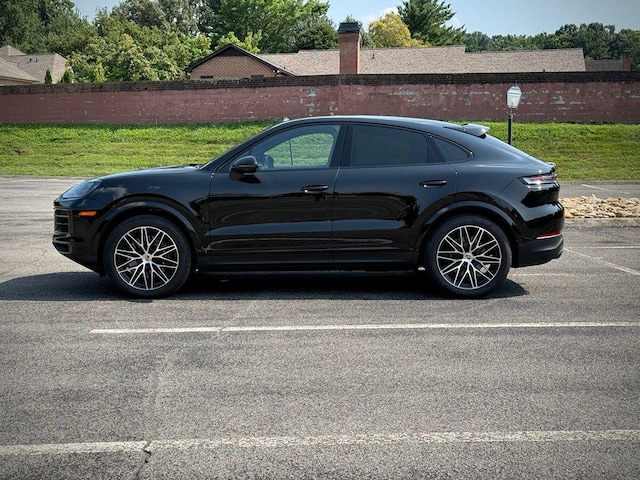 2025 Porsche Cayenne Coupé