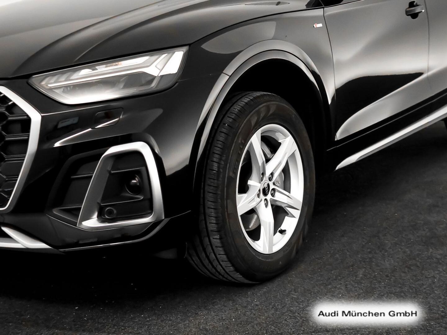 Bild über Audi Q5 40 TFSI quattro S tronic - für weitere Informationen kontaktieren Sie den Audi Partner