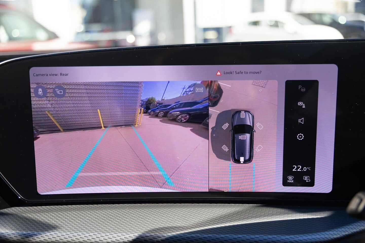 Image about Audi Q5 SUV e-hybrid quattro S tronic