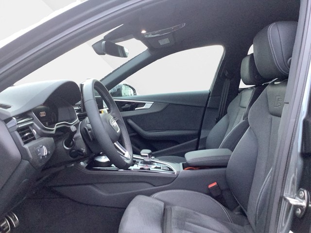 Image about Audi A4 Avant S line 45 TFSI quattro S tronic
