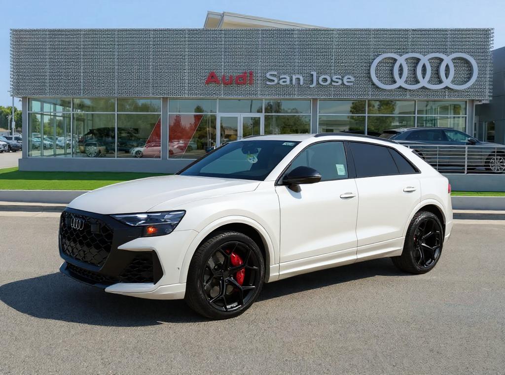 2026 Audi RS Q8 -'s photo