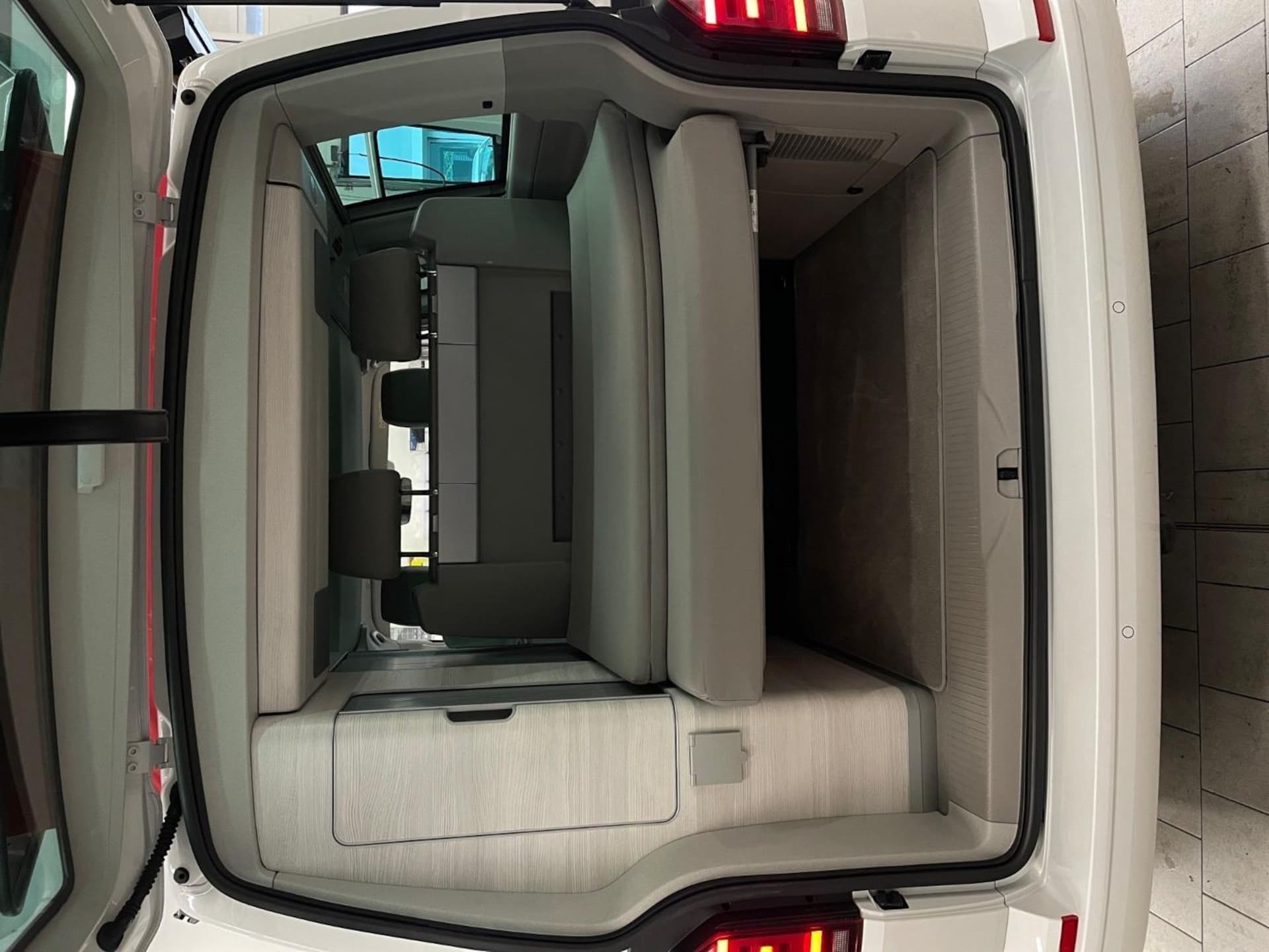 Volkswagen T6 California Ocean