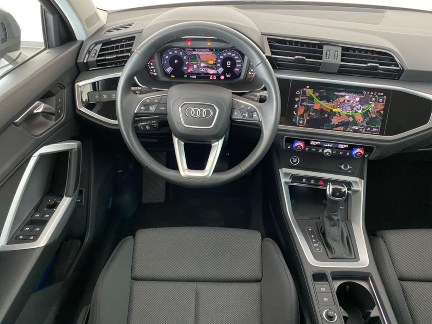 Bild über Audi Q3 advanced 35 TFSI S tronic - für weitere Informationen kontaktieren Sie den Audi Partner