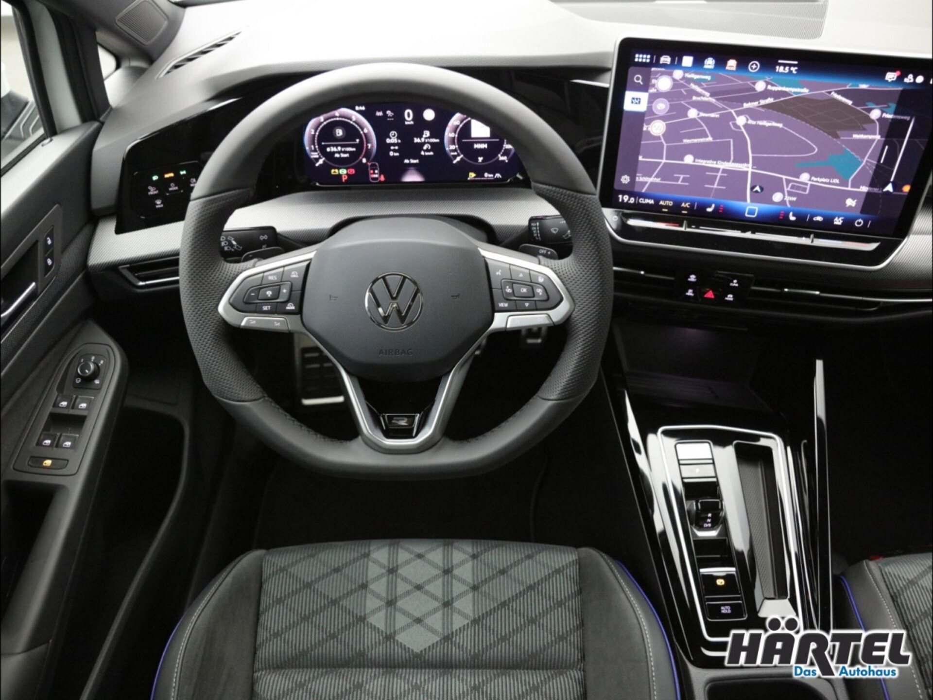 Volkswagen Golf R-Line