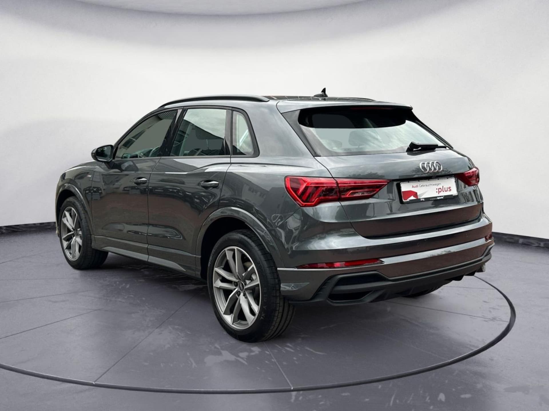 Audi Q3 SUV S line