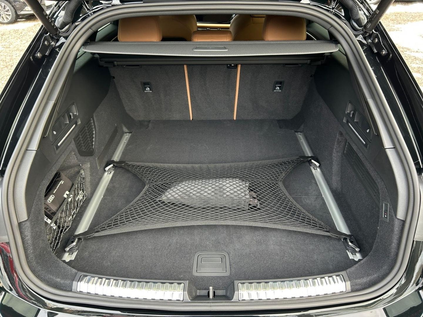 Bild über Audi A6 Avant TDI quattro 150 kW S tronic - für weitere Informationen kontaktieren Sie den Audi Partner
