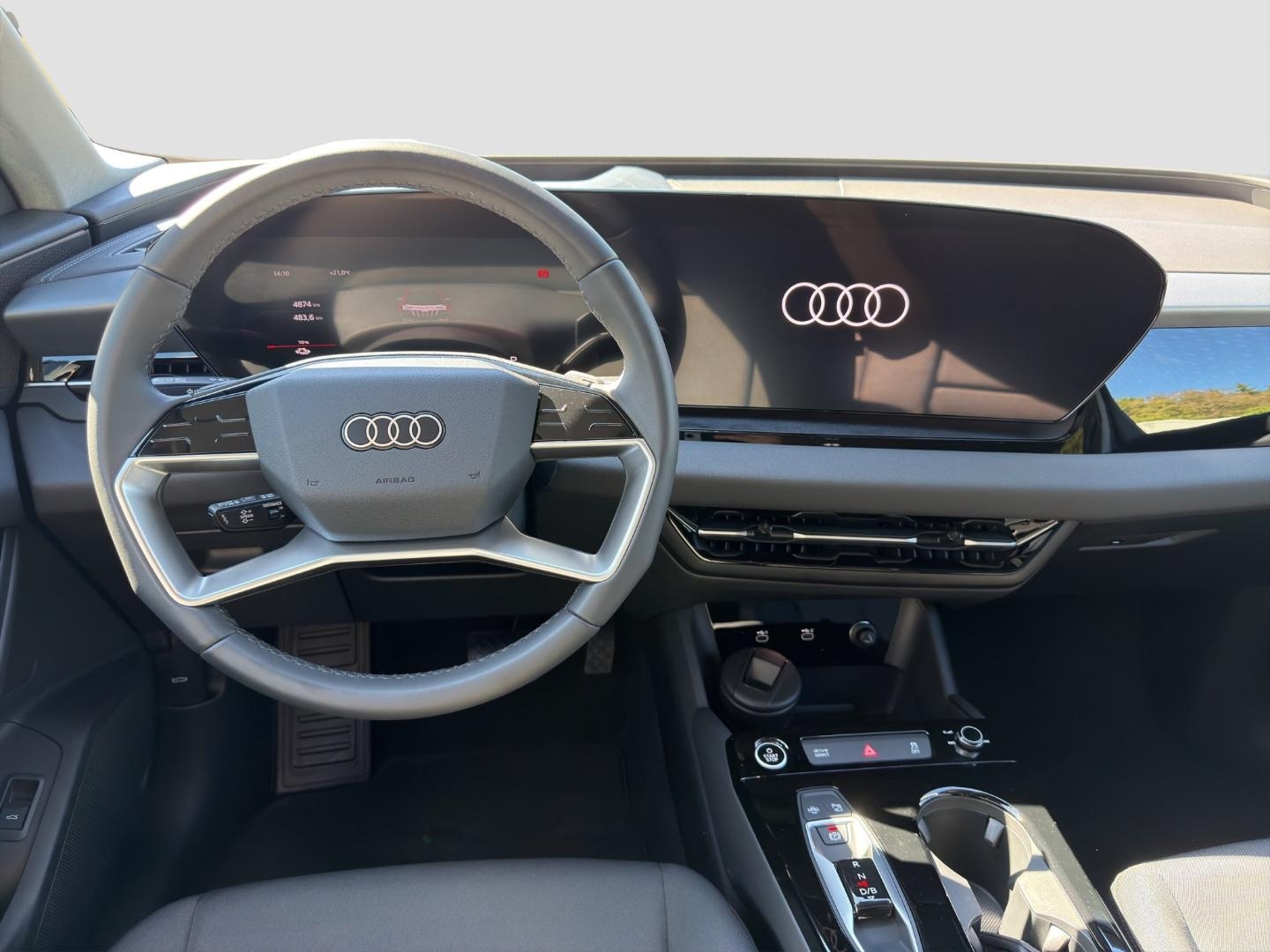 Bild über Audi Q6 Sportback e-tron e-tron quattro - für weitere Informationen kontaktieren Sie den Audi Partner