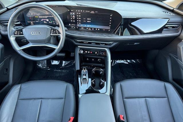 2025 Audi Q5 Premium - Photo 16