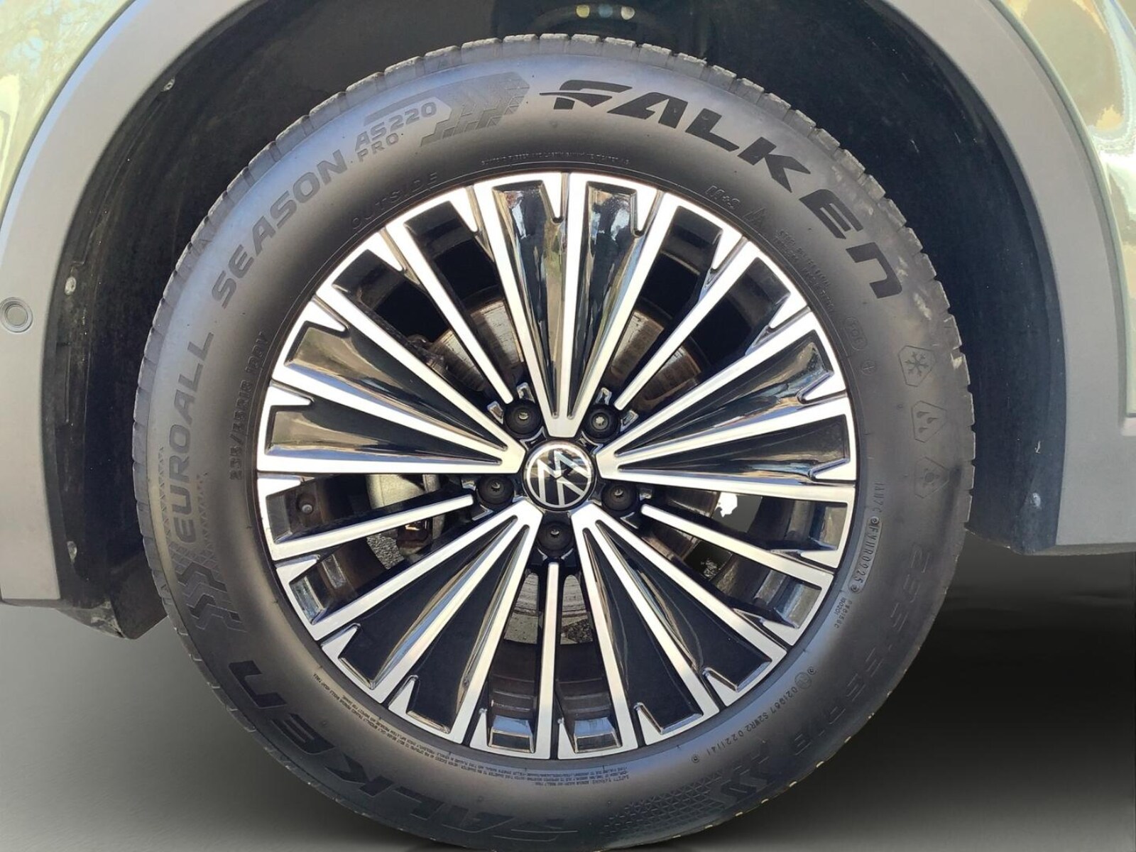 Volkswagen Tiguan – Bild 26
