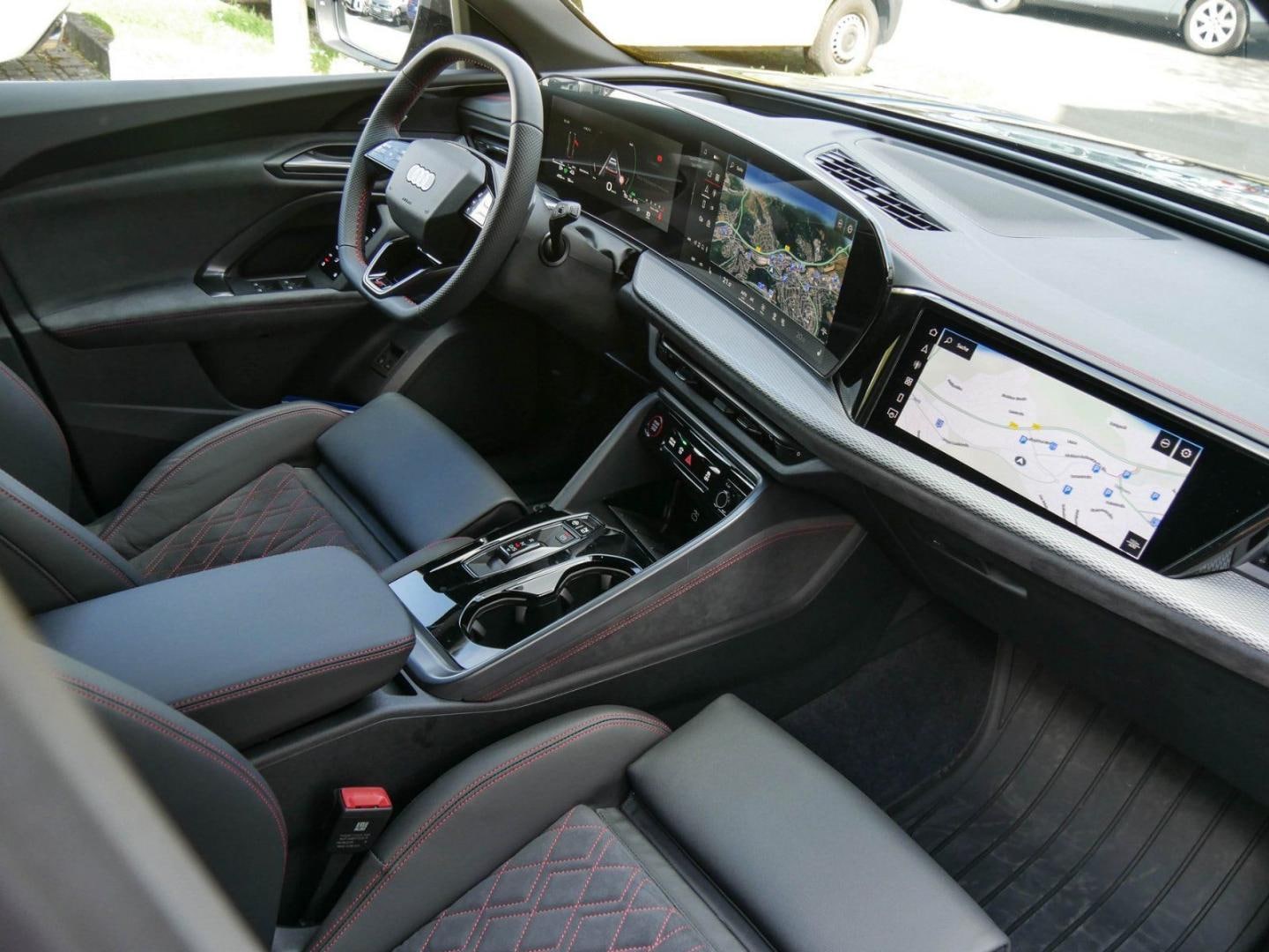 Bild über Audi Q5 SUV e-hybrid e-hybrid quattro 270 kW S tronic - für weitere Informationen kontaktieren Sie den Audi Partner