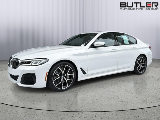 2023 BMW 530