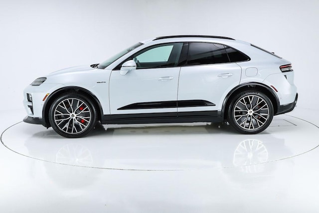 2025 Porsche Macan Electric