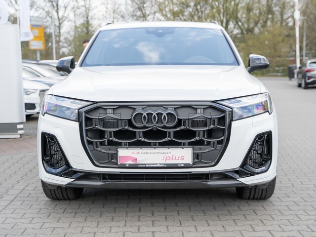 Image about Audi SQ7 SUV TFSI quattro tiptronic