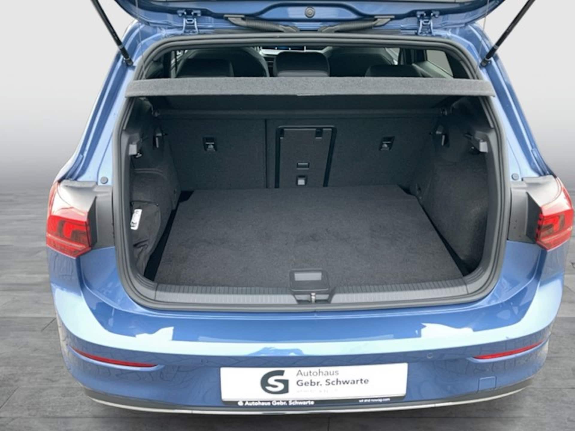 Volkswagen Golf Style