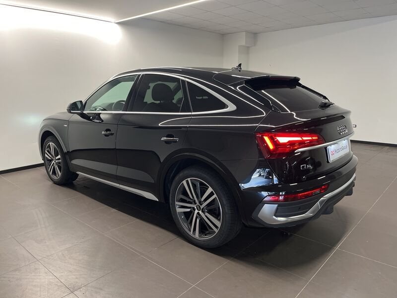 Immagine di Audi Q5 Sportback 35 TDI 120 kW (163 CV) S tronic - Vista: for more details contact your dealer