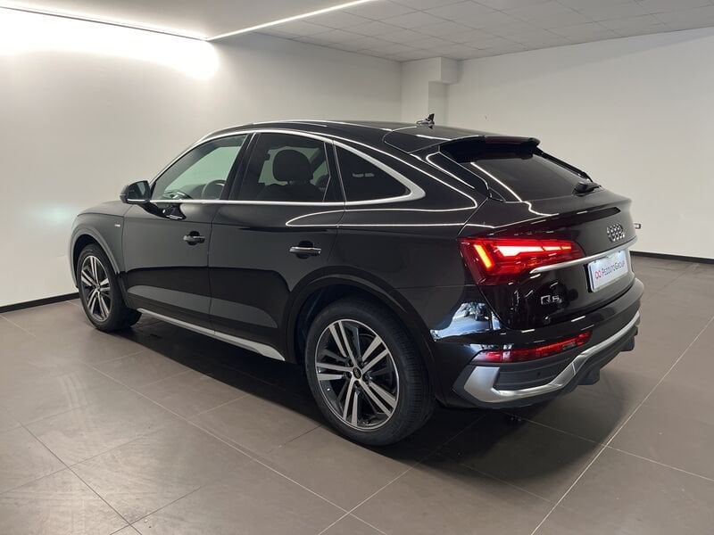 Immagine di Audi Q5 Sportback 35 TDI 120 kW (163 CV) S tronic - Vista: for more details contact your dealer