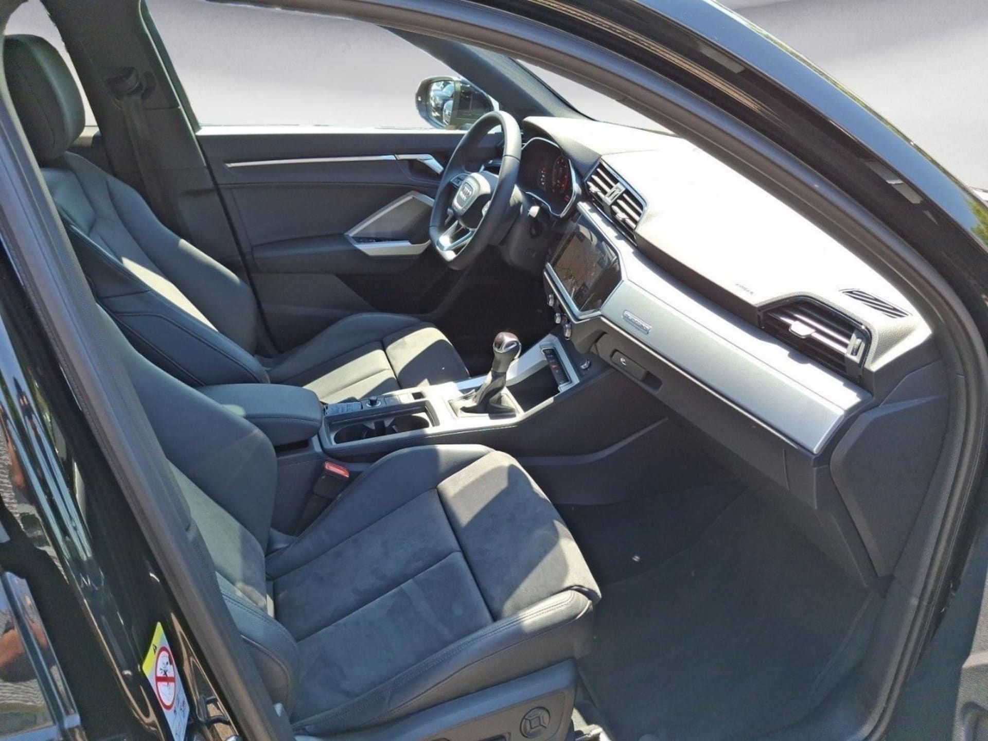 Audi Q3 SUV S line