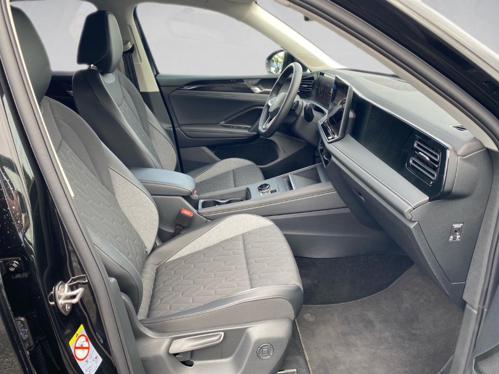 Volkswagen Tiguan – Bild 10