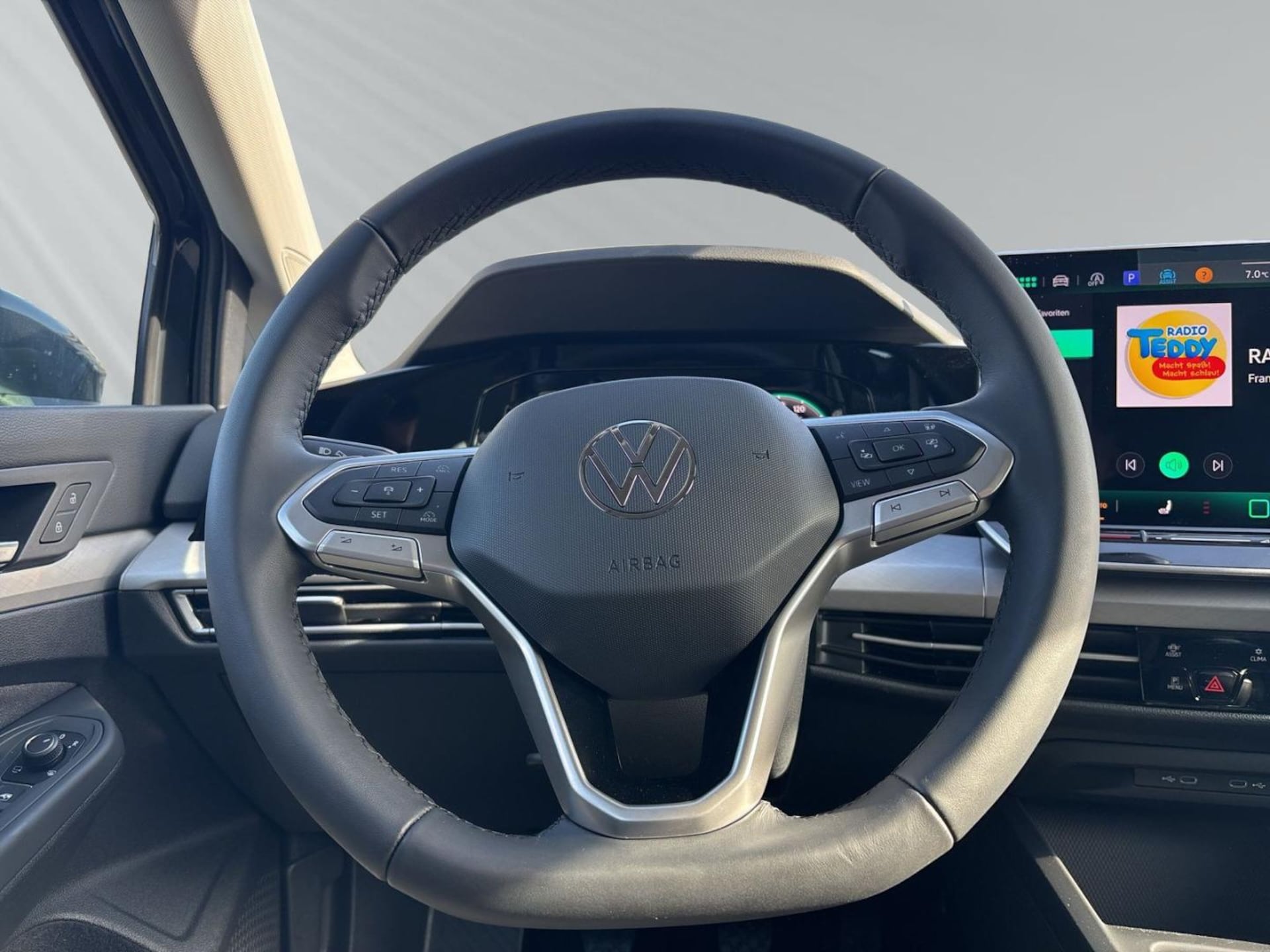 Volkswagen Golf Variant Life