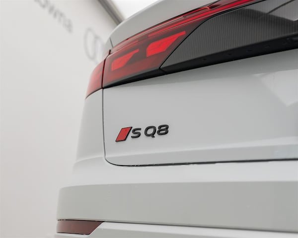2026 Audi SQ8