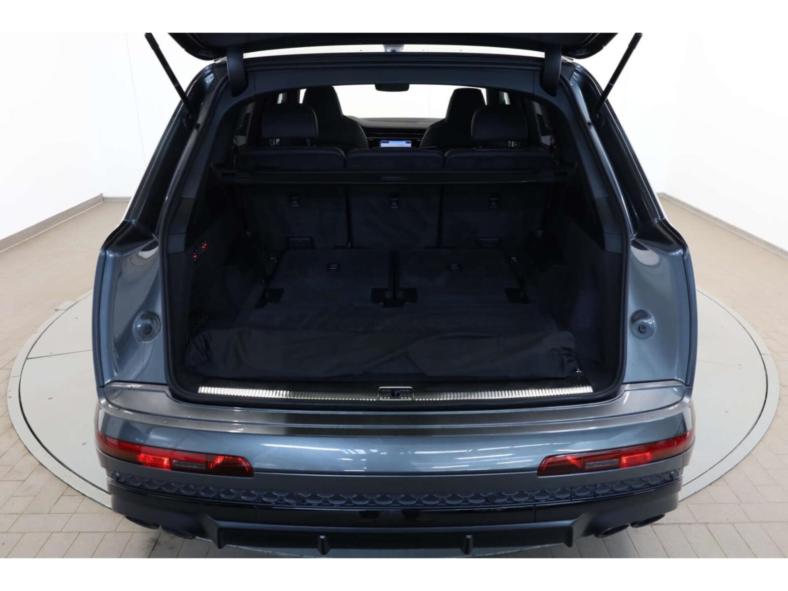 Audi SQ7 – Bild 12