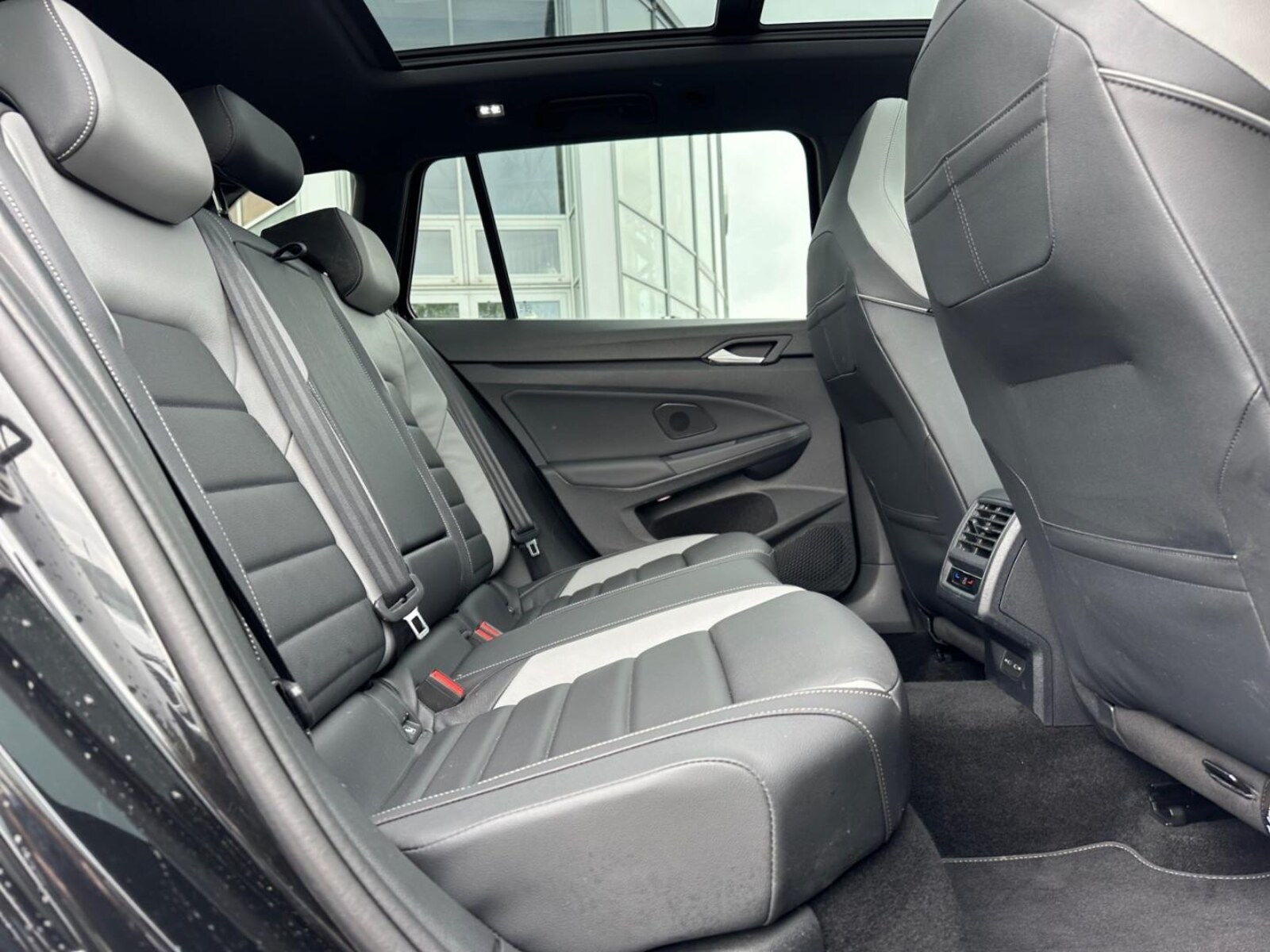 Volkswagen Golf Variant – Bild 11