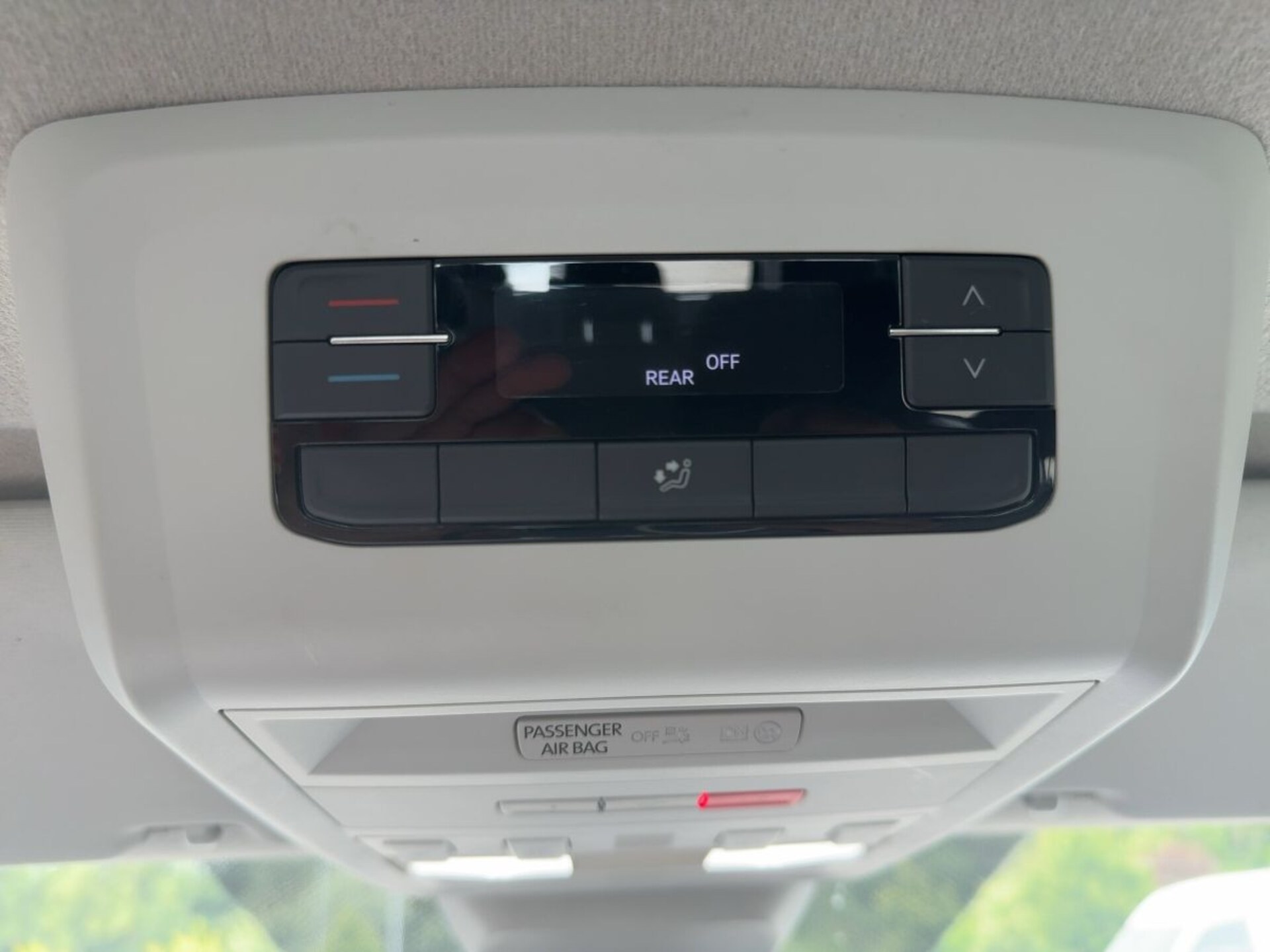Volkswagen T6.1 Transporter Kombi langer Radstand