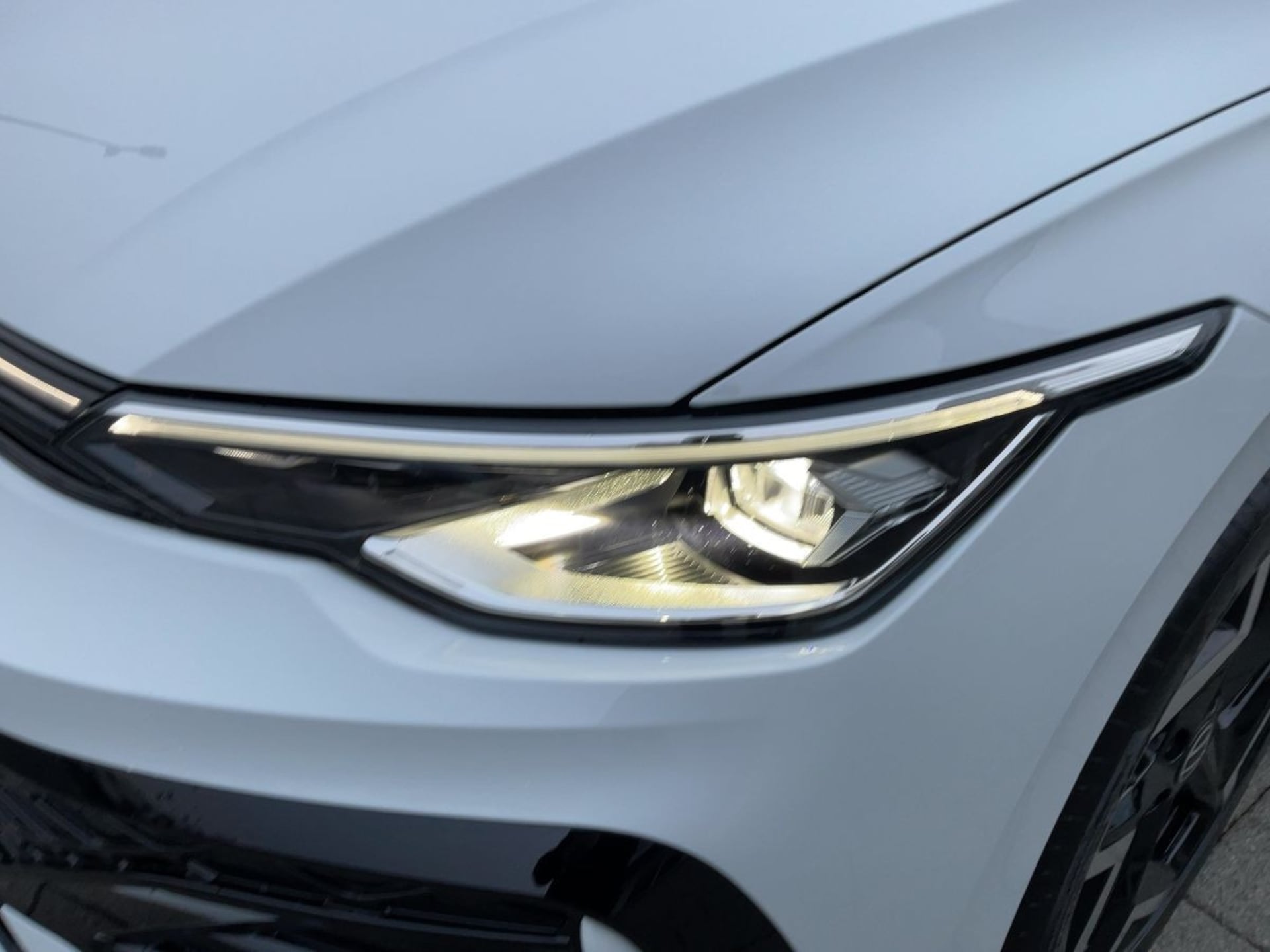 Volkswagen Golf R-Line