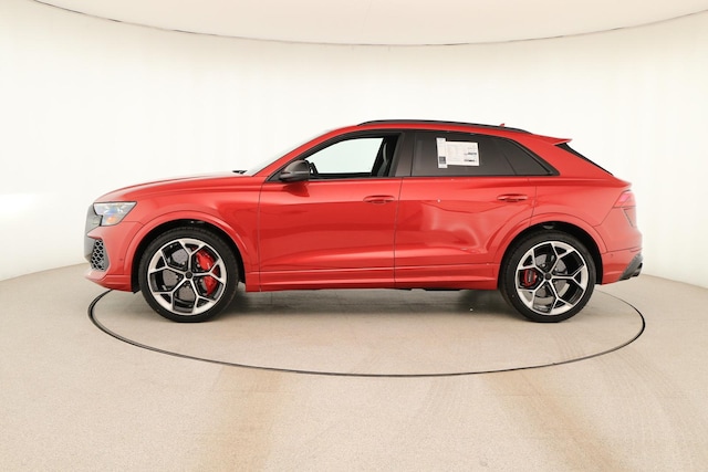 2026 Audi RS Q8 SUV performance