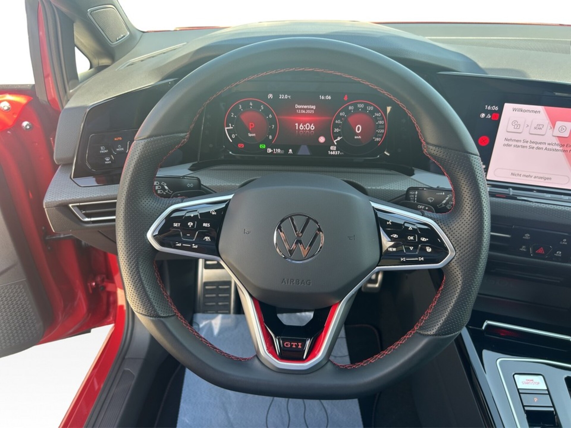Volkswagen Golf GTI