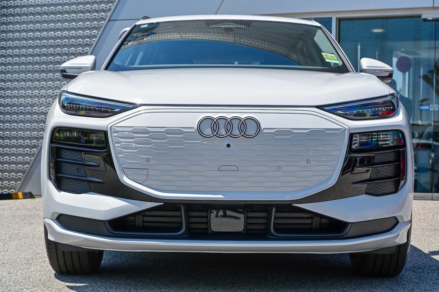 Image about Audi Q6 SUV e-tron e-tron