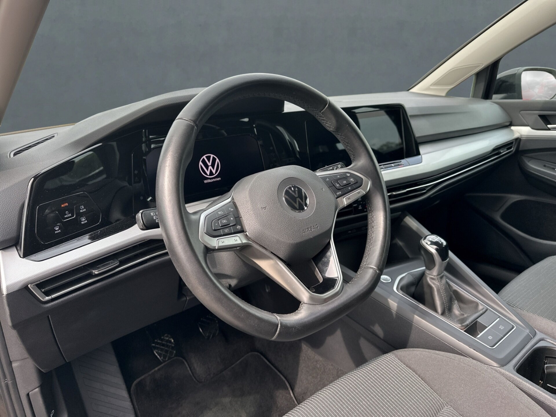 Volkswagen Golf Basis-Modell