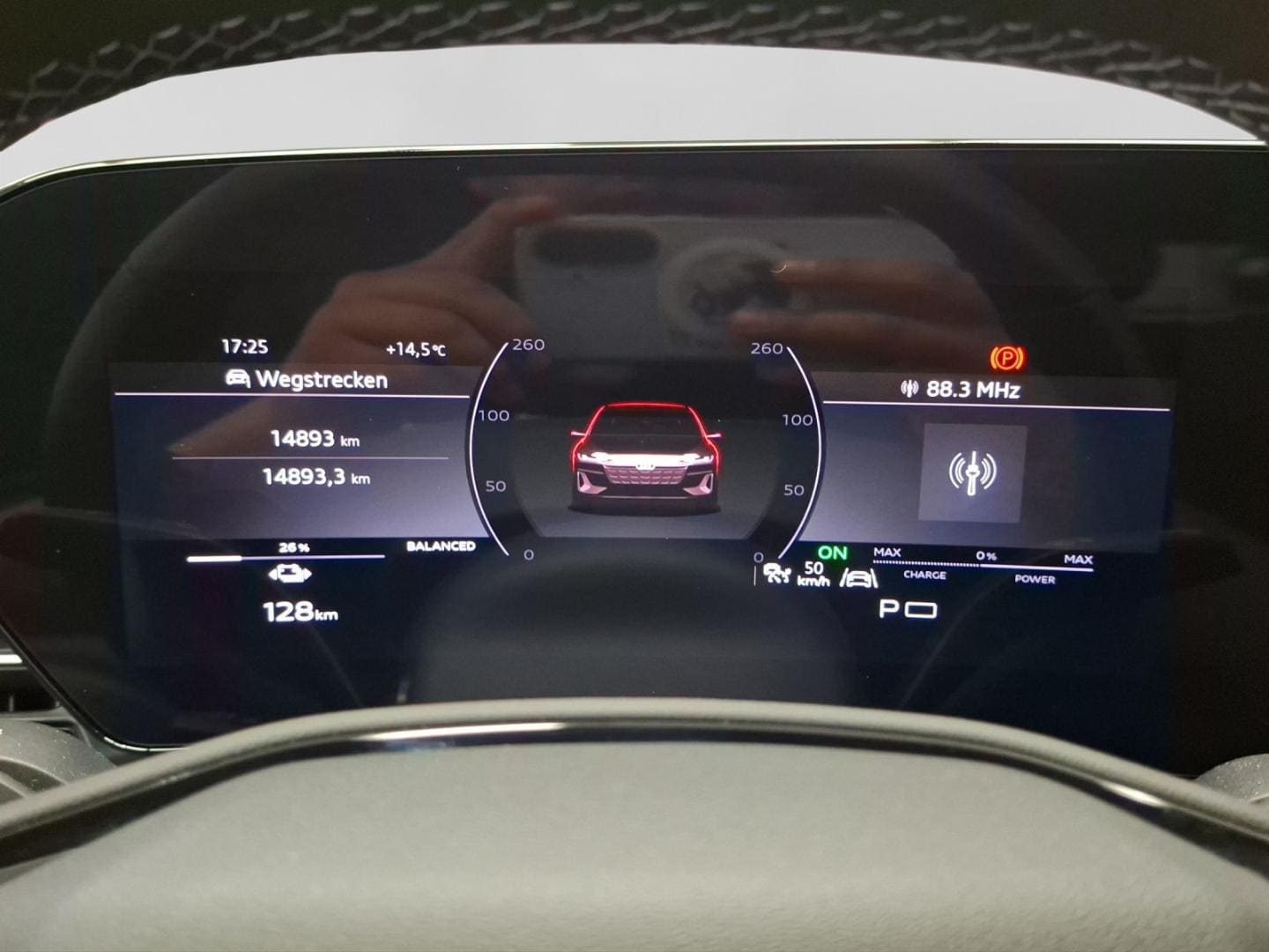 Bild über Audi A6 Avant e-tron e-tron performance - für weitere Informationen kontaktieren Sie den Audi Partner