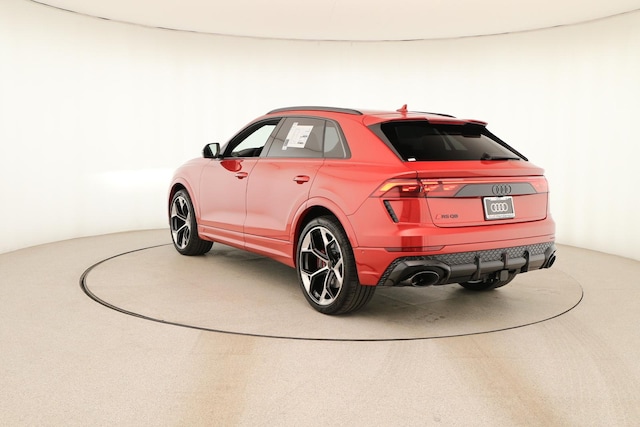 2026 Audi RS Q8 SUV performance