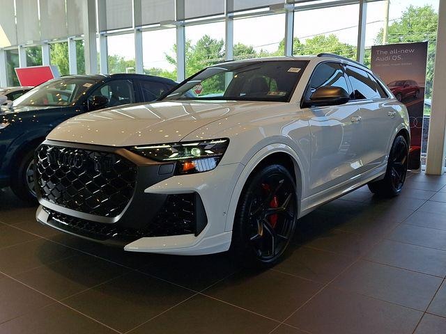 2026 Audi RS Q8 SUV performance