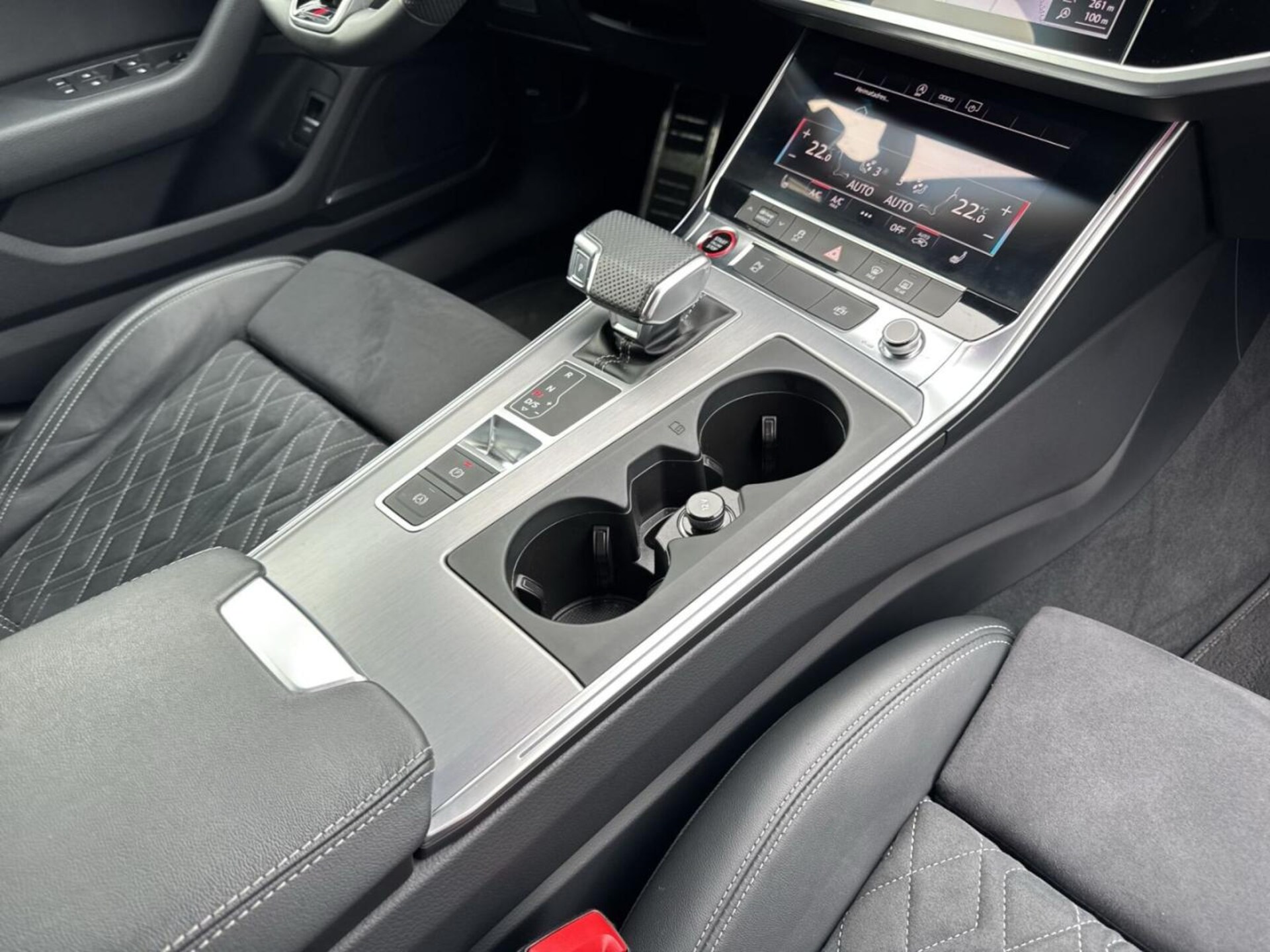 Audi S6 Avant
