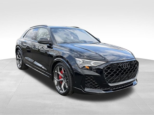 2026 Audi RS Q8 SUV performance