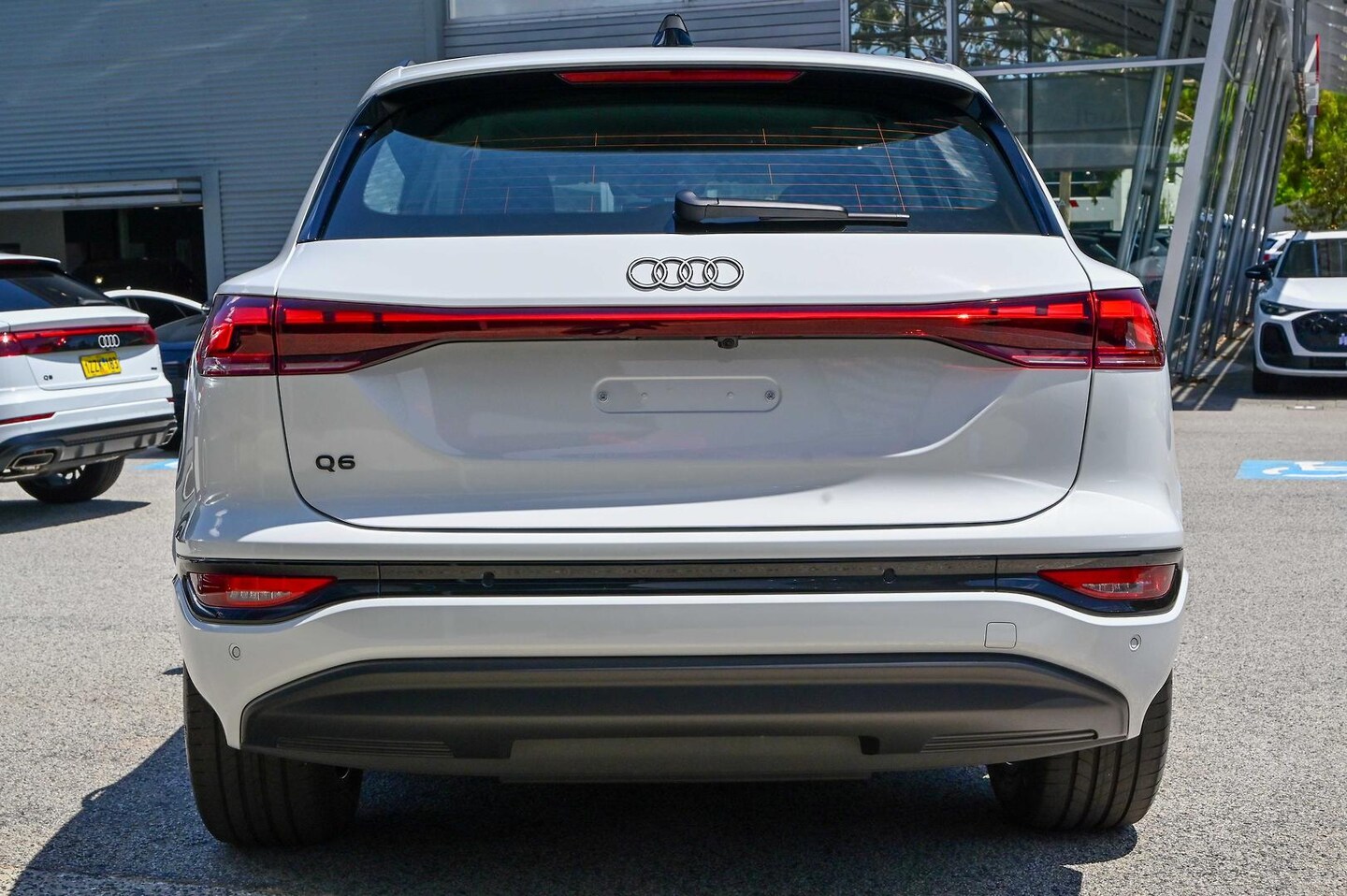 Image about Audi Q6 SUV e-tron e-tron