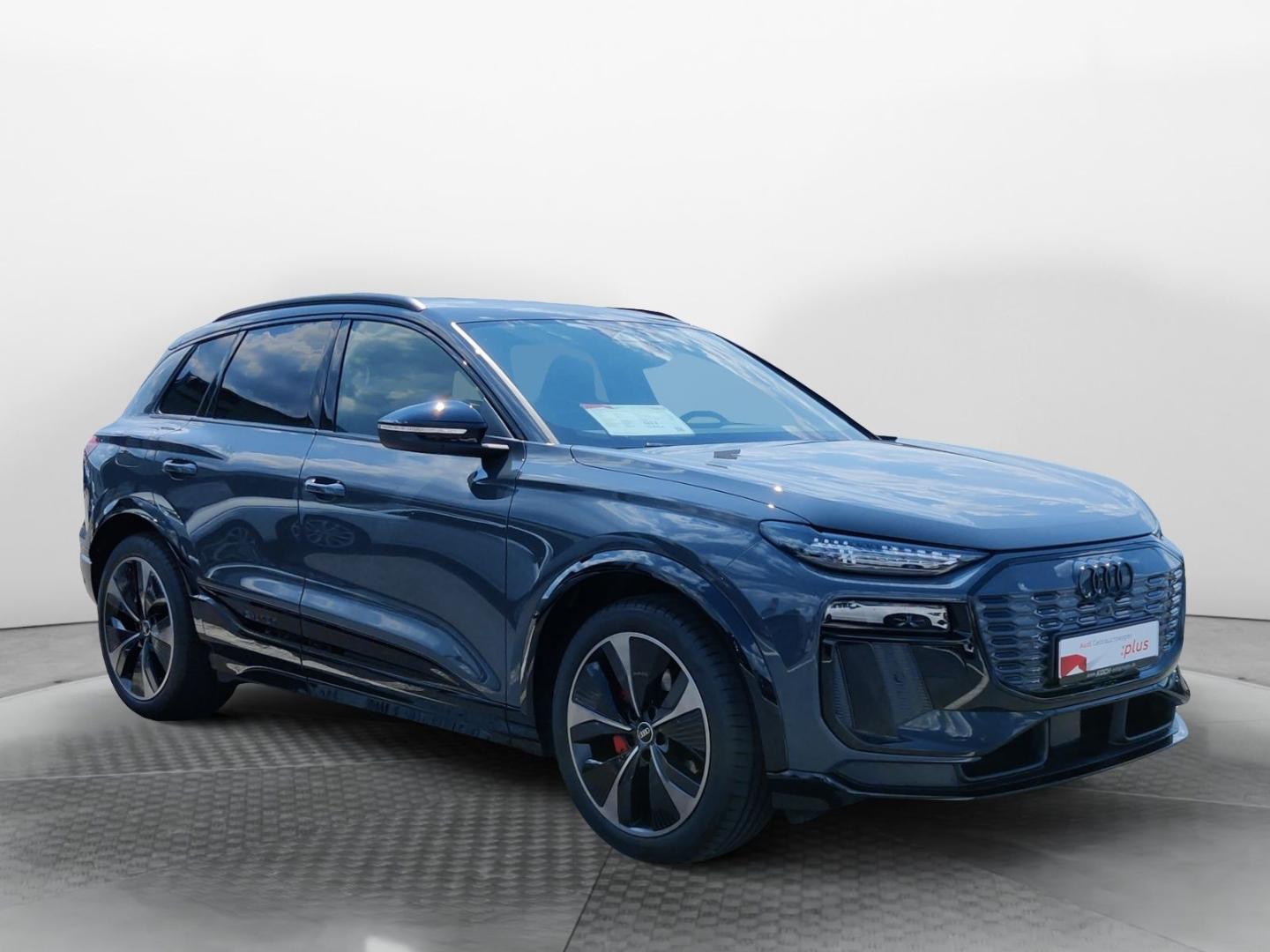 Image about Audi Q6 SUV e-tron e-tron quattro