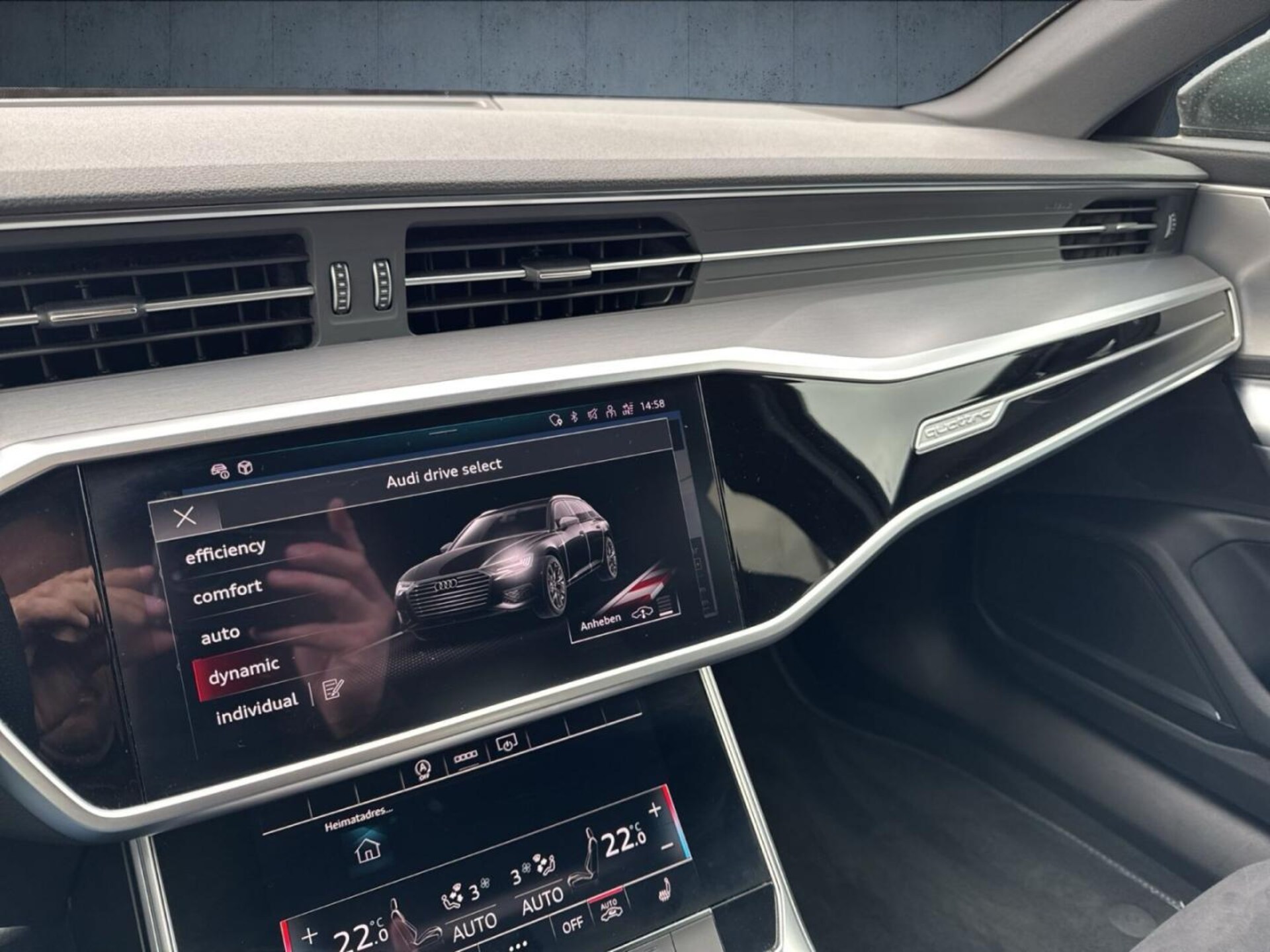 Audi S6 Avant