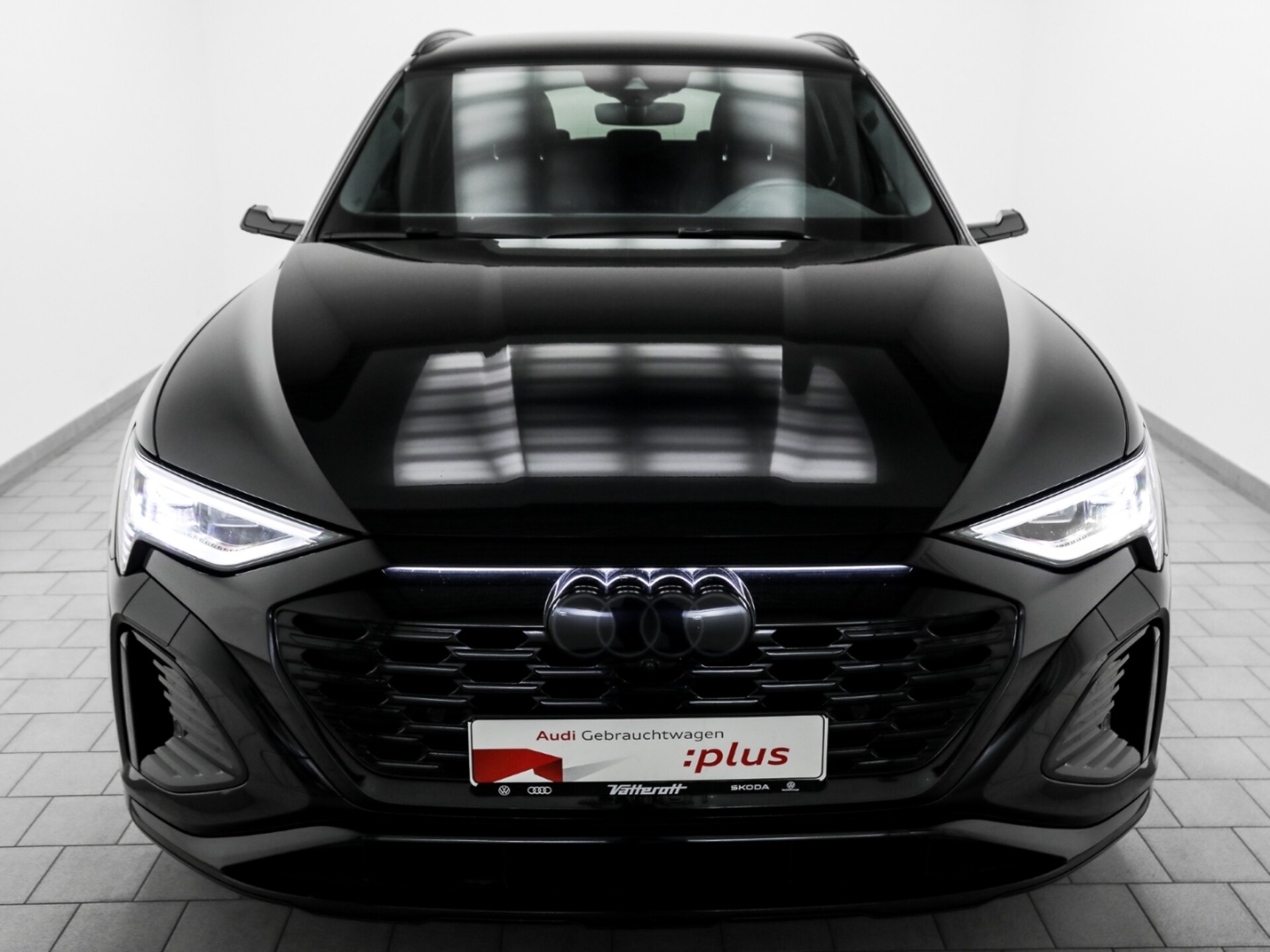 Audi Q8 e-tron S line