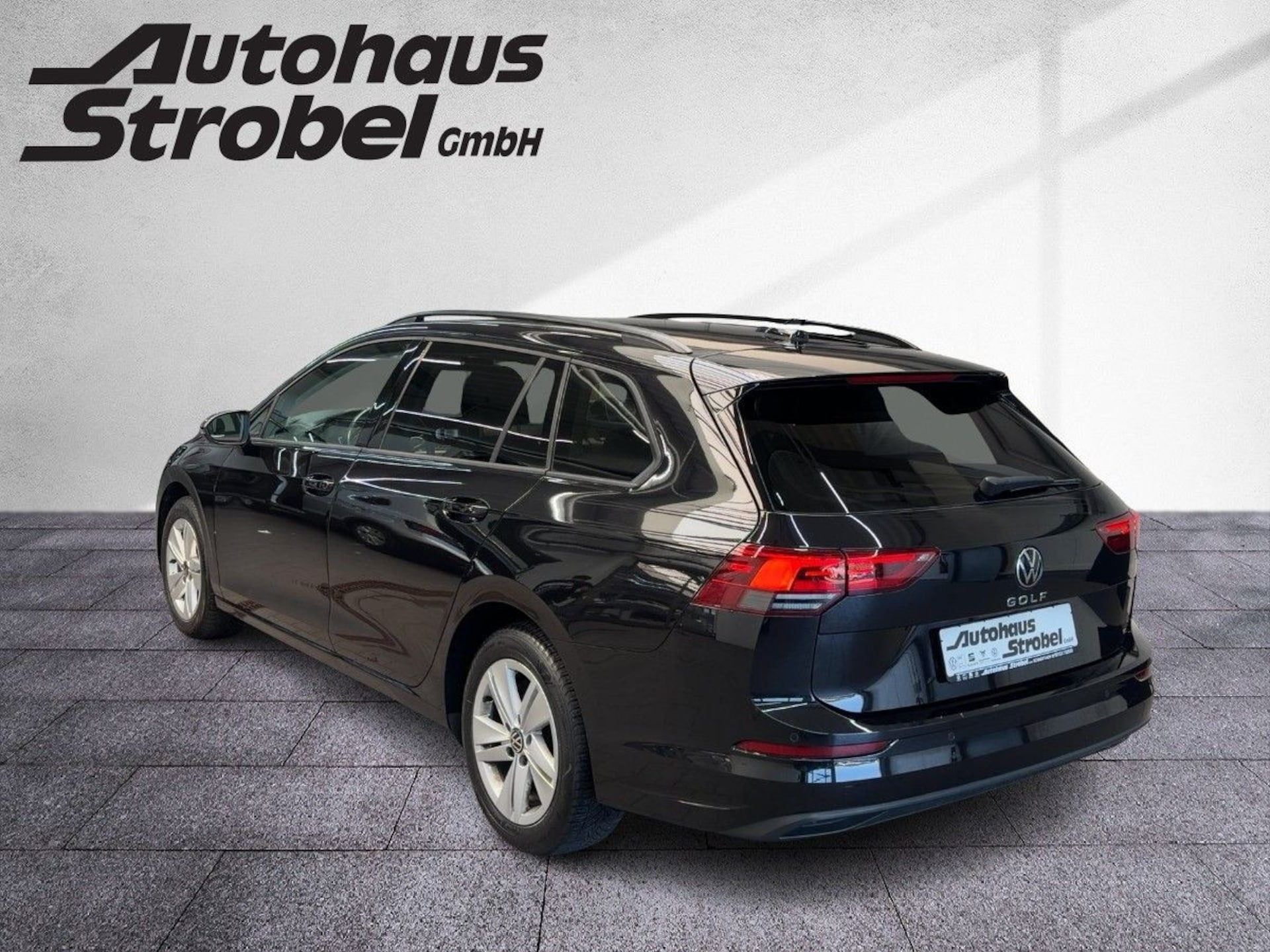 Volkswagen Golf Variant Life