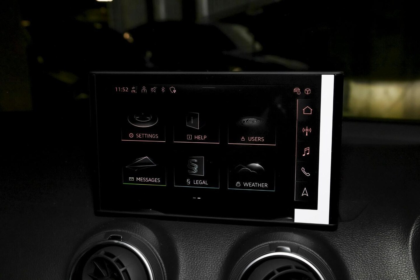 Image about Audi Q2 35 TFSI S tronic
