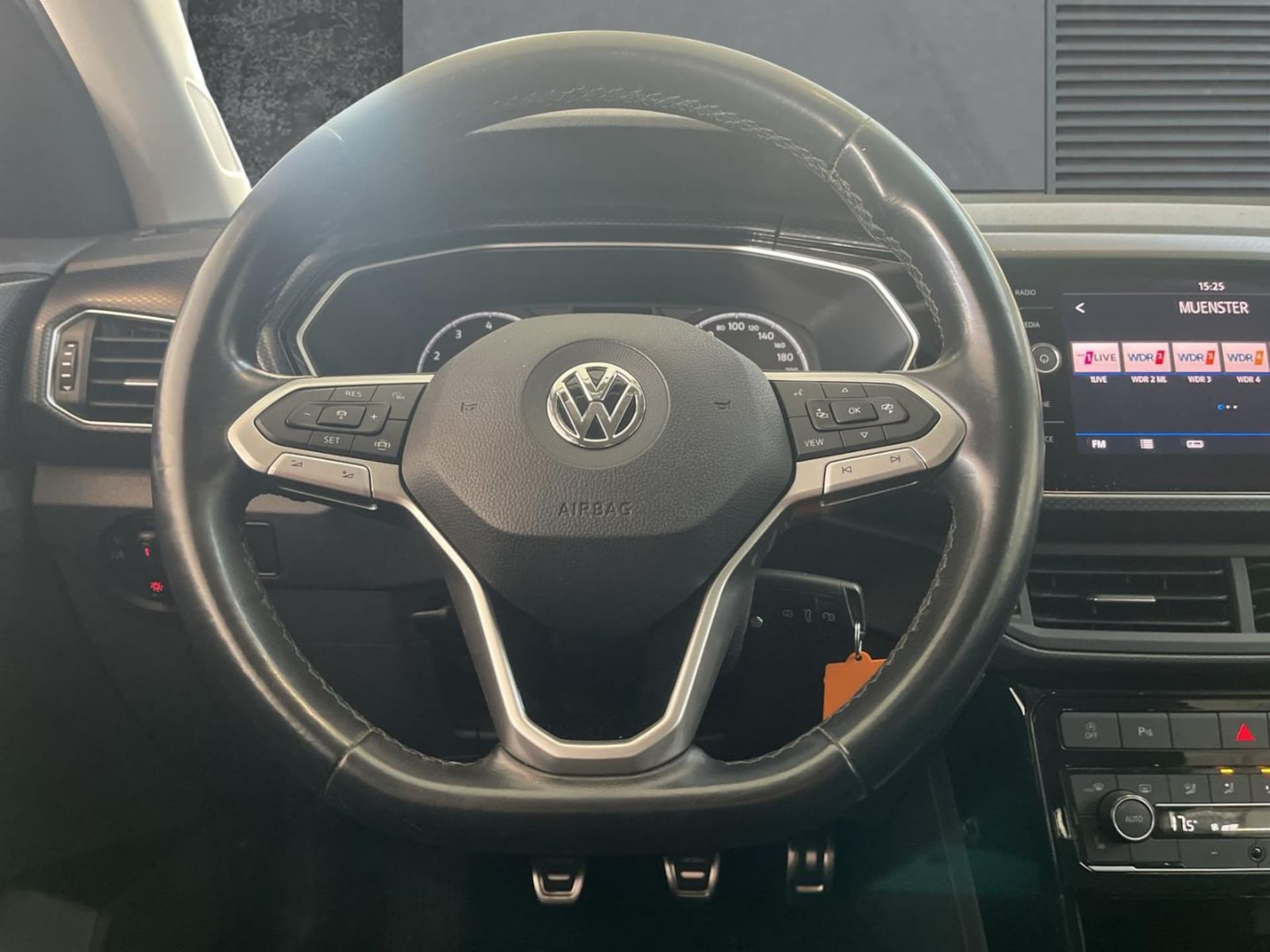 Volkswagen T-Cross United