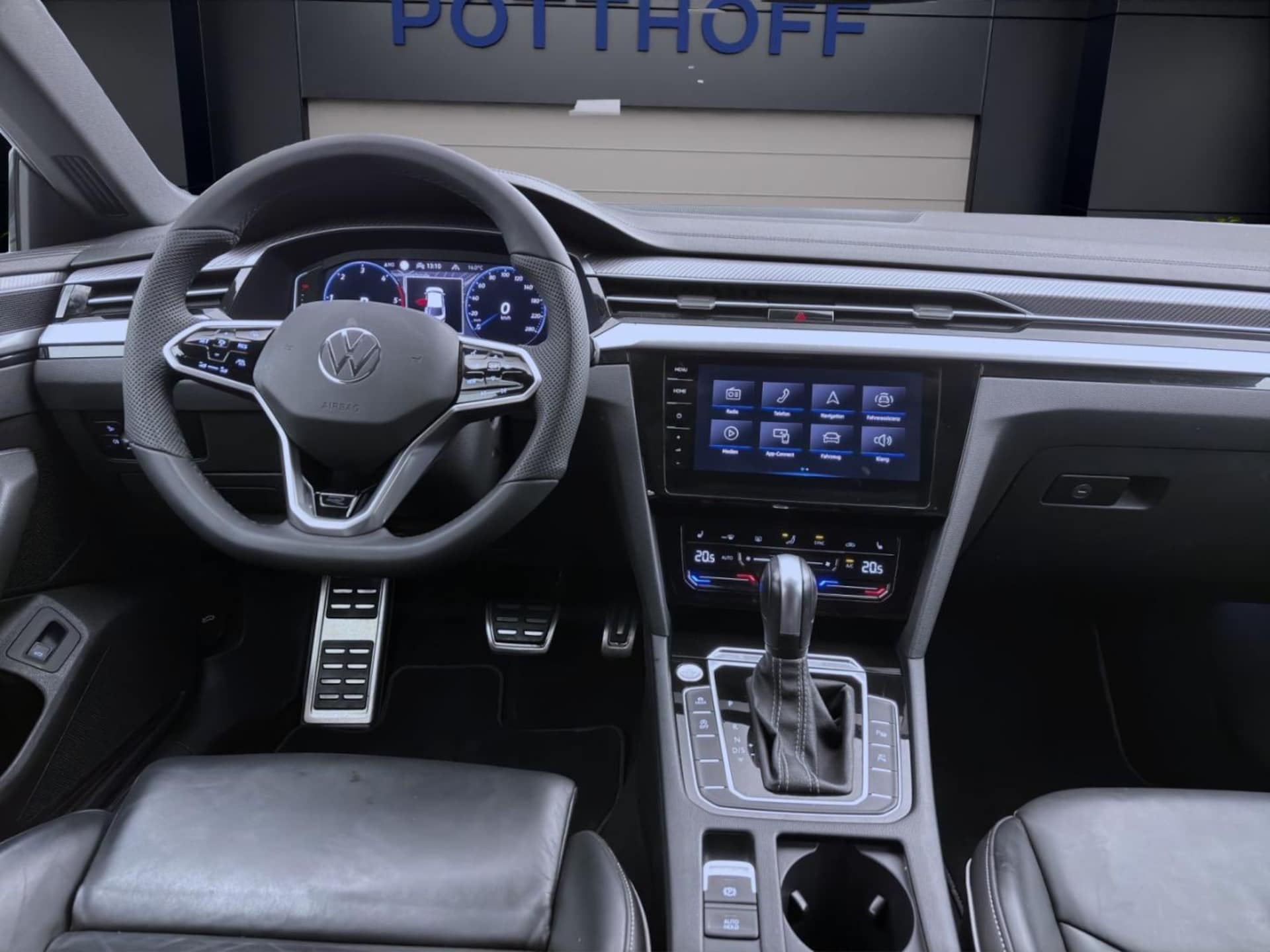 Volkswagen Arteon R-Line