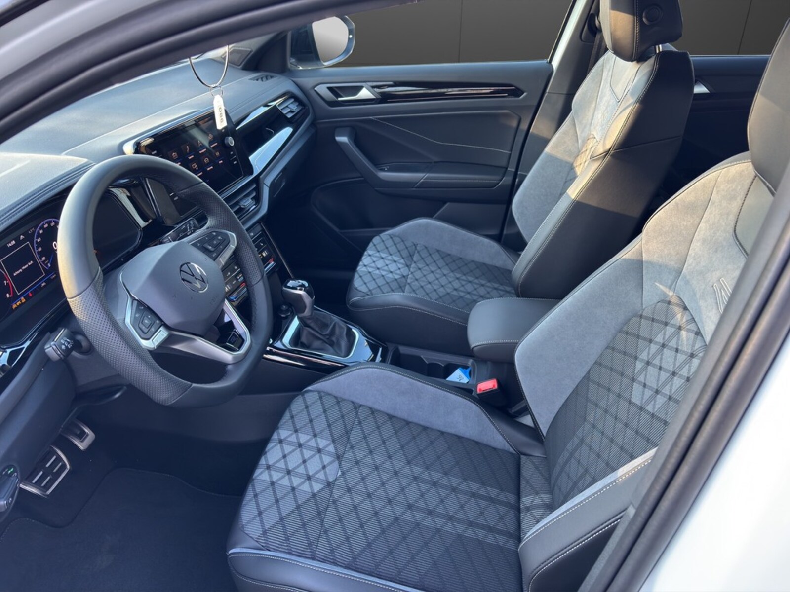 Volkswagen T-Roc – Bild 9