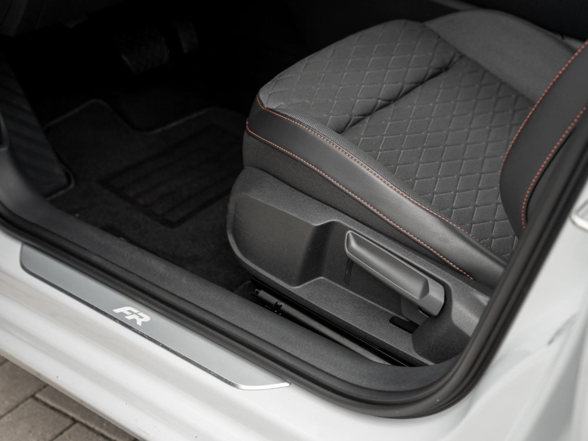 SEAT Leon Sportstourer FR