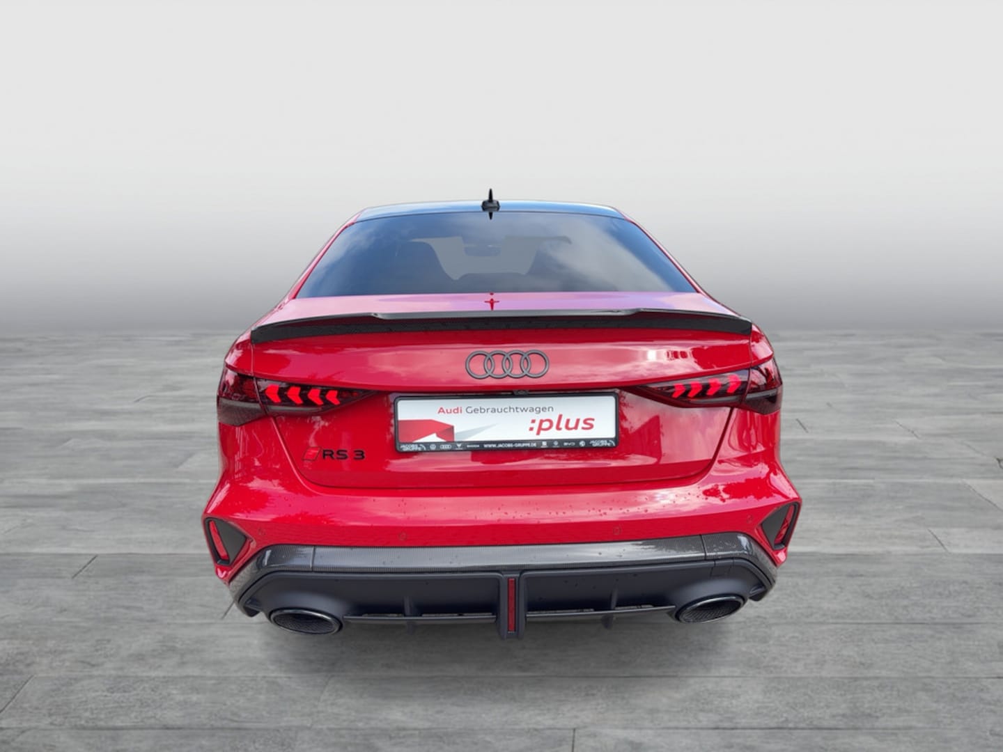 Bild über Audi RS 3 Limousine TFSI quattro 294 kW S tronic - für weitere Informationen kontaktieren Sie den Audi Partner